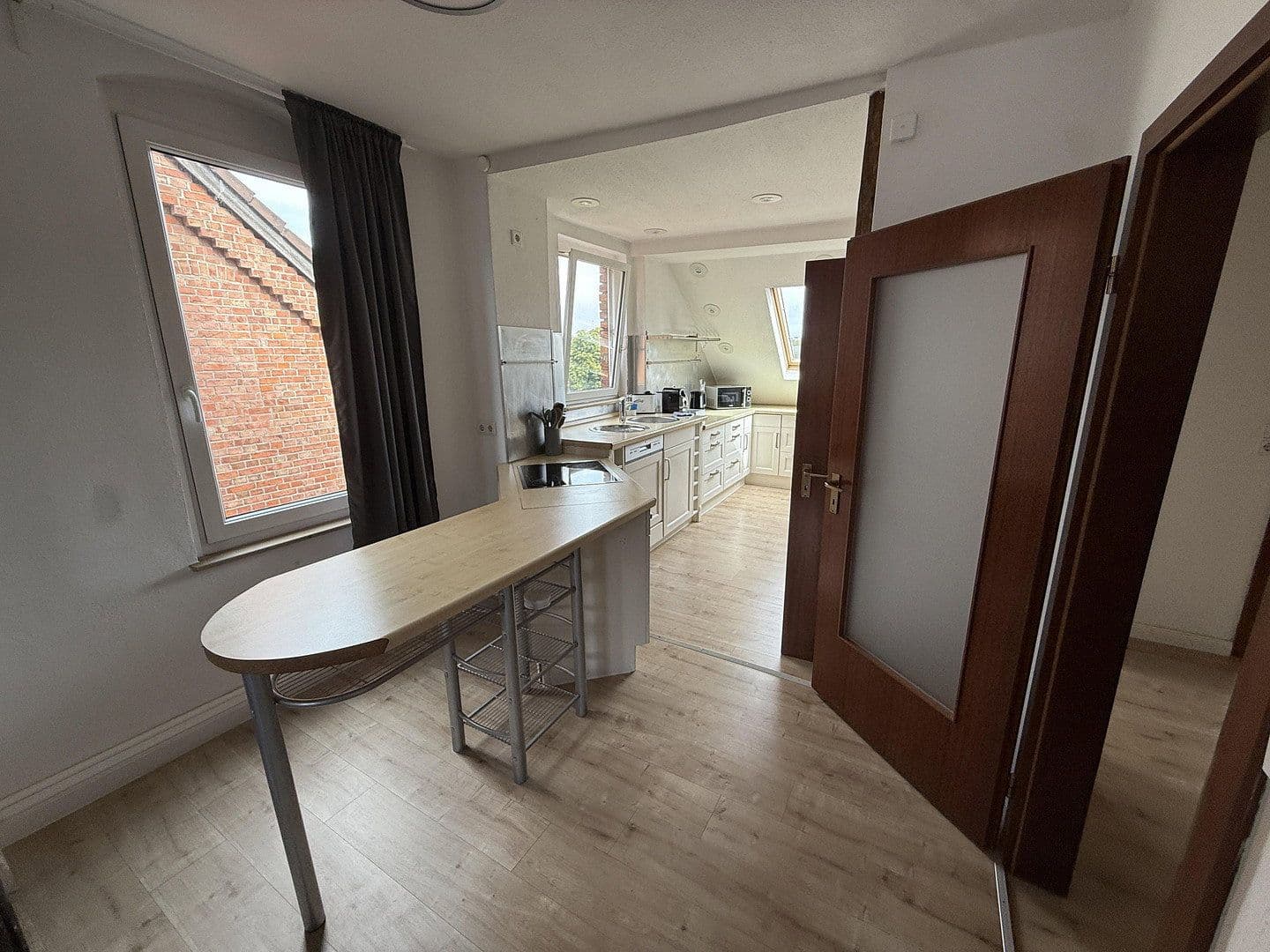 Prodej bytu 4+1 98 m², Elzer-Straße 126, Hildesheim, Dolní Sasko Prodej bytu 4+1 98 m², Elzer-Straße 126, Hildesheim, Dolní Sasko
