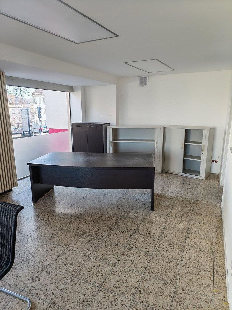 Pronájem kanceláře 440 m², Schloßstraße 21, Hechingen, Bádensko-Württembersko Pronájem kanceláře 440 m², Schloßstraße 21, Hechingen, Bádensko-Württembersko