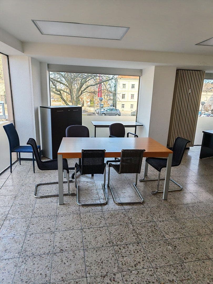 Pronájem kanceláře 440 m², Schloßstraße 21, Hechingen, Bádensko-Württembersko Pronájem kanceláře 440 m², Schloßstraße 21, Hechingen, Bádensko-Württembersko