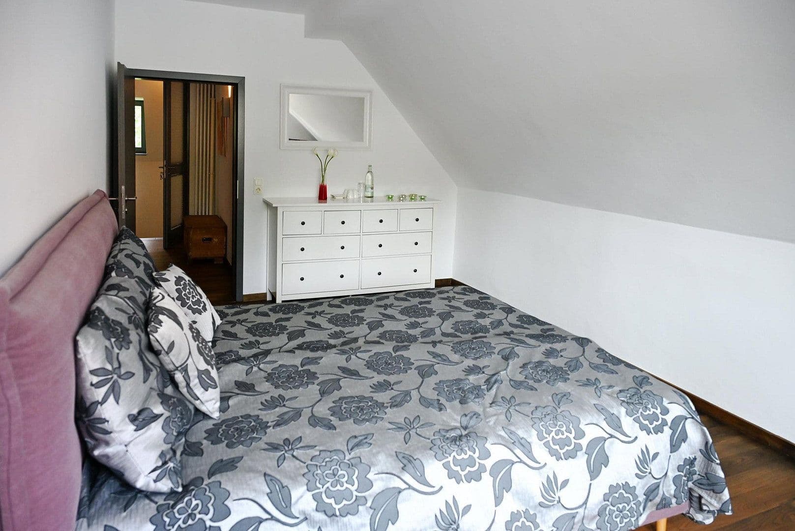 Prodej domu 390 m², pozemek 1.000 m², Weimar, Durynsko Prodej domu 390 m², pozemek 1.000 m², Weimar, Durynsko