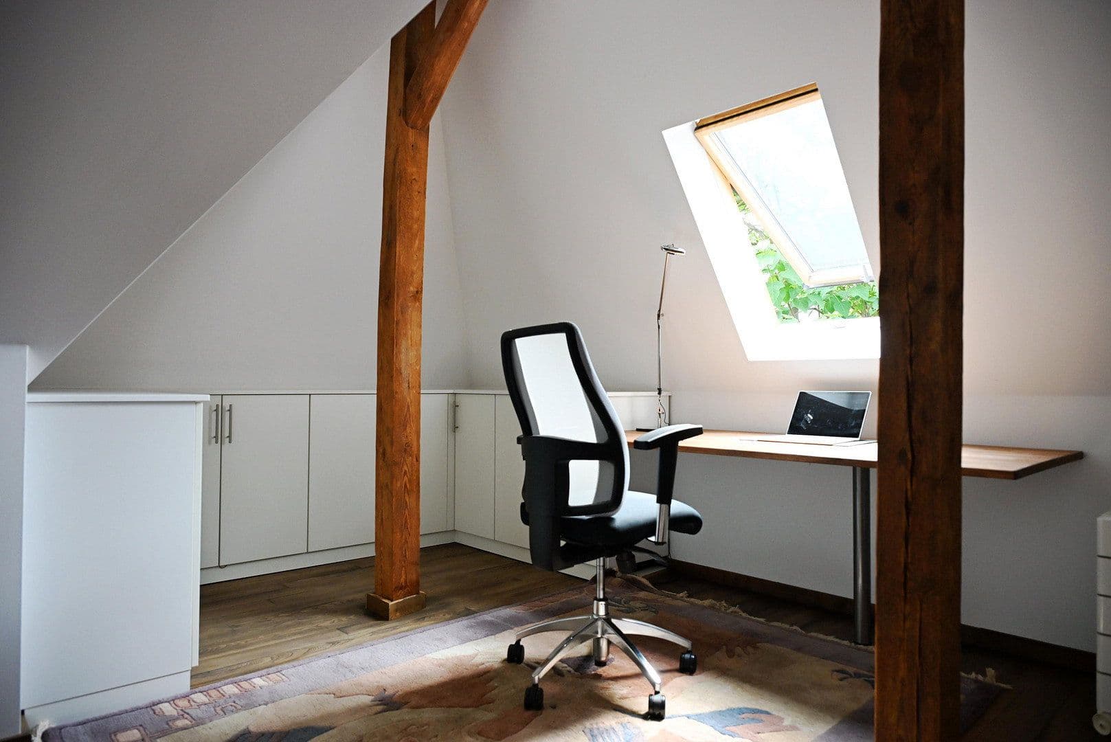 Prodej domu 390 m², pozemek 1.000 m², Weimar, Durynsko Prodej domu 390 m², pozemek 1.000 m², Weimar, Durynsko