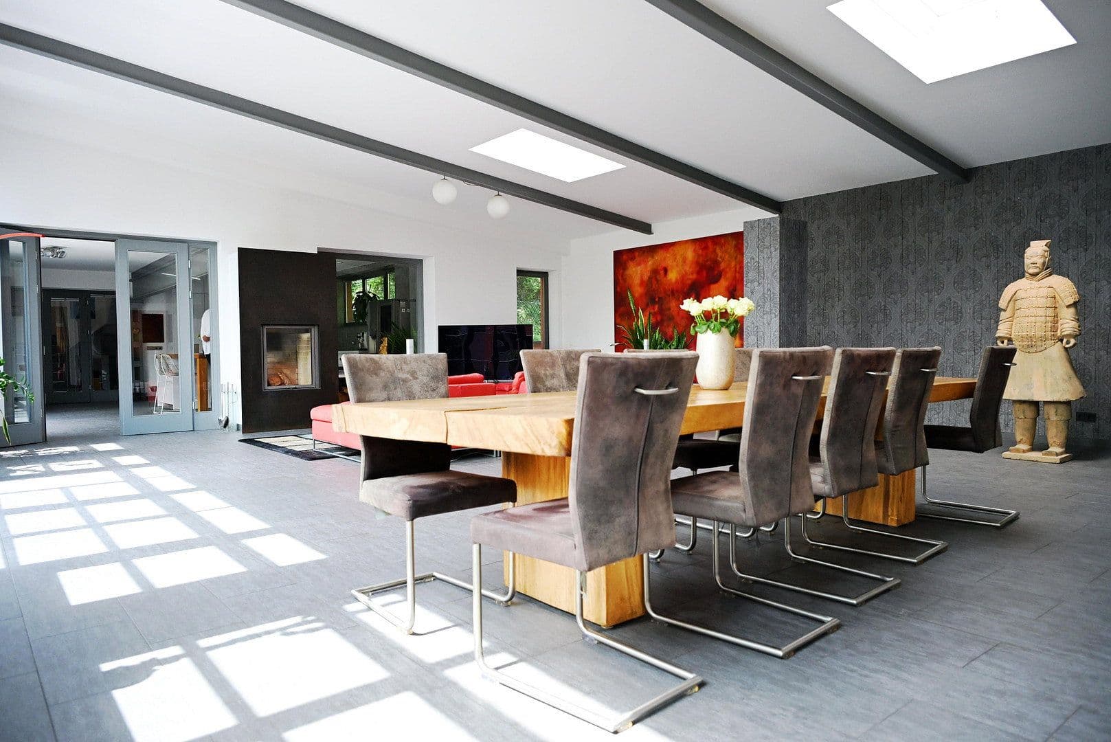 Prodej domu 390 m², pozemek 1.000 m², Weimar, Durynsko Prodej domu 390 m², pozemek 1.000 m², Weimar, Durynsko