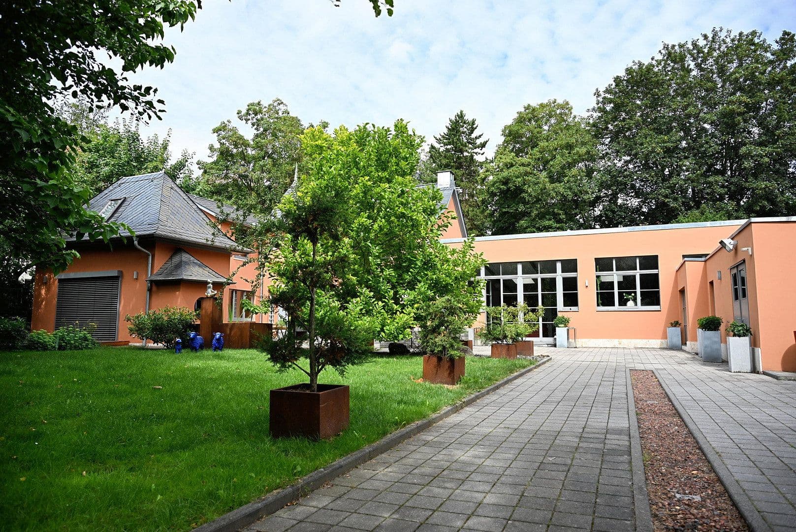 Prodej domu 390 m², pozemek 1.000 m², Weimar, Durynsko Prodej domu 390 m², pozemek 1.000 m², Weimar, Durynsko