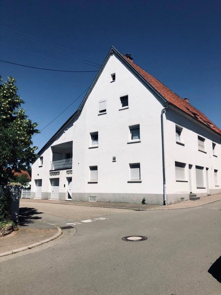 Pronájem bytu 3+1 100 m², Glashütter Straße 22, Lemberg, Porýní-Falc Pronájem bytu 3+1 100 m², Glashütter Straße 22, Lemberg, Porýní-Falc