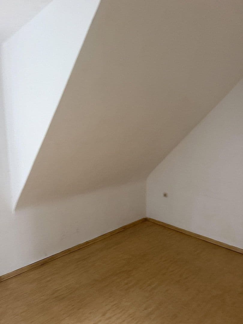 Pronájem bytu 3+kk 72 m², Eichstr. 33-35, Oberhausen, Severní Porýní-Vestfálsko Pronájem bytu 3+kk 72 m², Eichstr. 33-35, Oberhausen, Severní Porýní-Vestfálsko