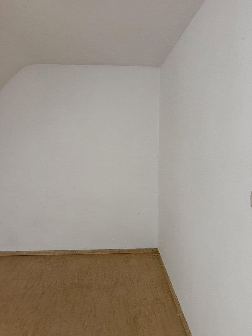 Pronájem bytu 3+kk 72 m², Eichstr. 33-35, Oberhausen, Severní Porýní-Vestfálsko Pronájem bytu 3+kk 72 m², Eichstr. 33-35, Oberhausen, Severní Porýní-Vestfálsko