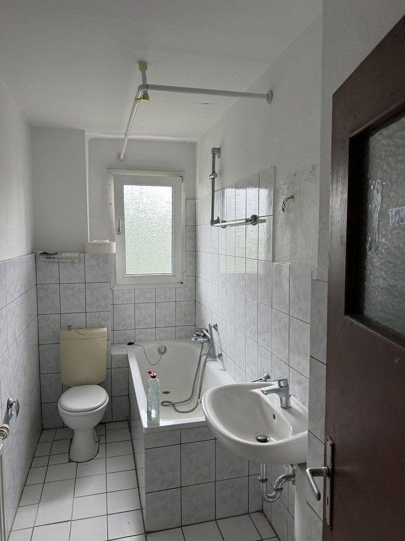 Pronájem bytu 3+kk 72 m², Eichstr. 33-35, Oberhausen, Severní Porýní-Vestfálsko Pronájem bytu 3+kk 72 m², Eichstr. 33-35, Oberhausen, Severní Porýní-Vestfálsko