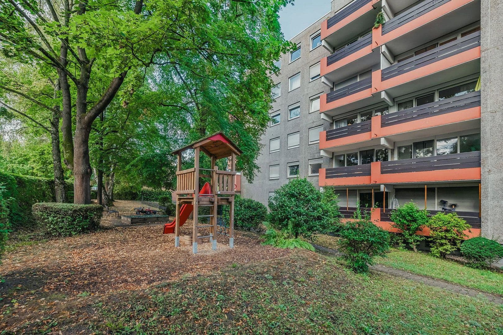 Prodej bytu 1+kk 37 m², Stuttgart-Hofen, Bádensko-Württembersko Prodej bytu 1+kk 37 m², Stuttgart-Hofen, Bádensko-Württembersko