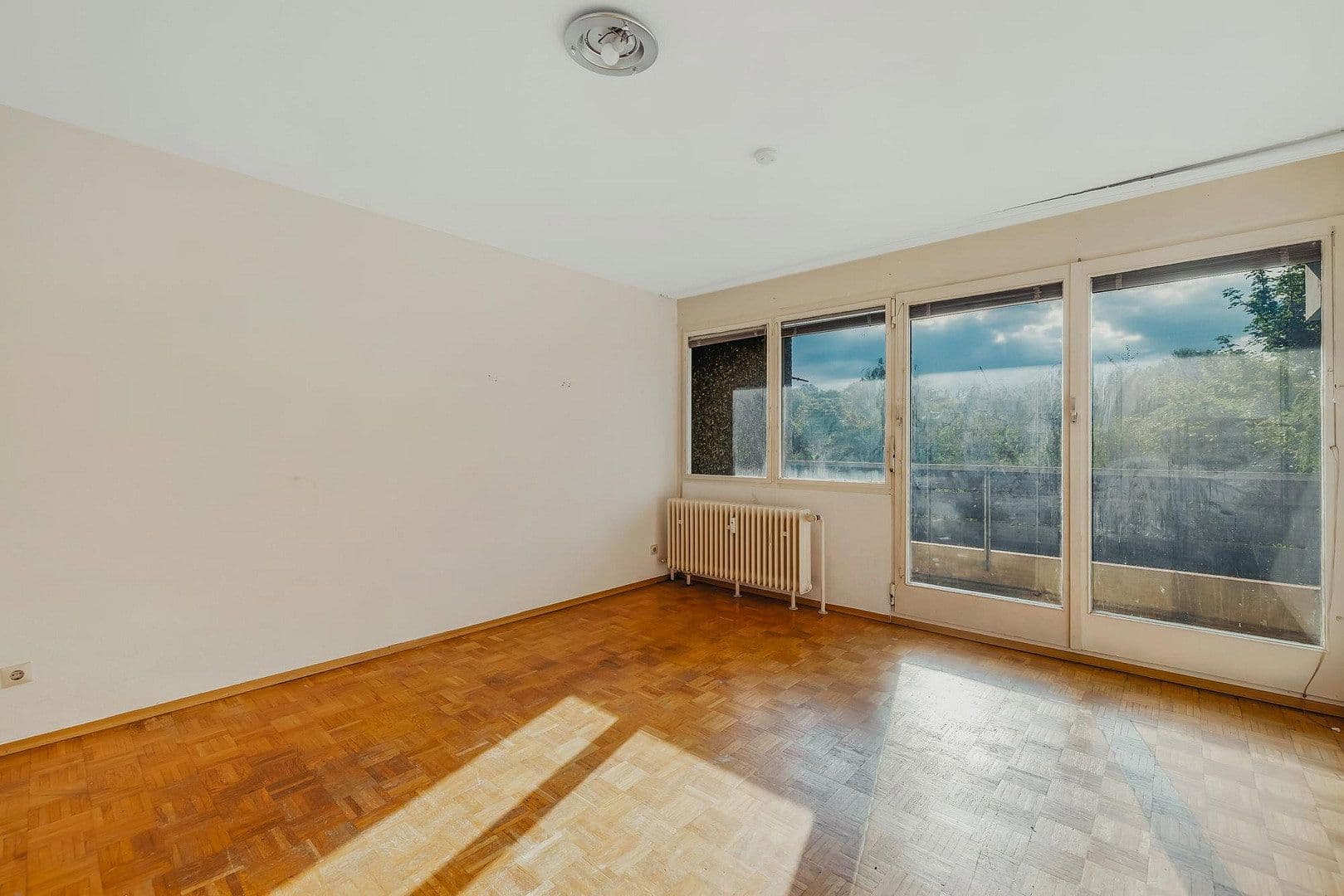 Prodej bytu 1+kk 37 m², Stuttgart-Hofen, Bádensko-Württembersko Prodej bytu 1+kk 37 m², Stuttgart-Hofen, Bádensko-Württembersko