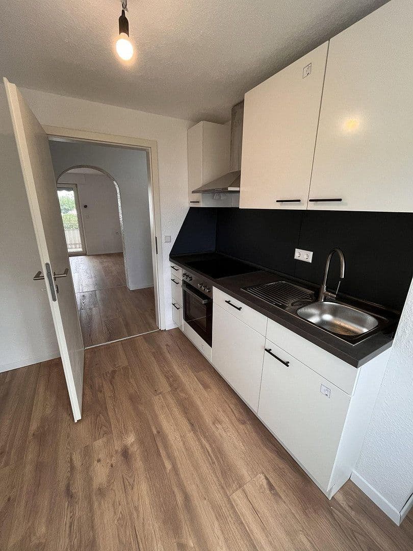 Pronájem bytu 3+1 62 m², Goethestraße 3, Hechingen, Bádensko-Württembersko Pronájem bytu 3+1 62 m², Goethestraße 3, Hechingen, Bádensko-Württembersko