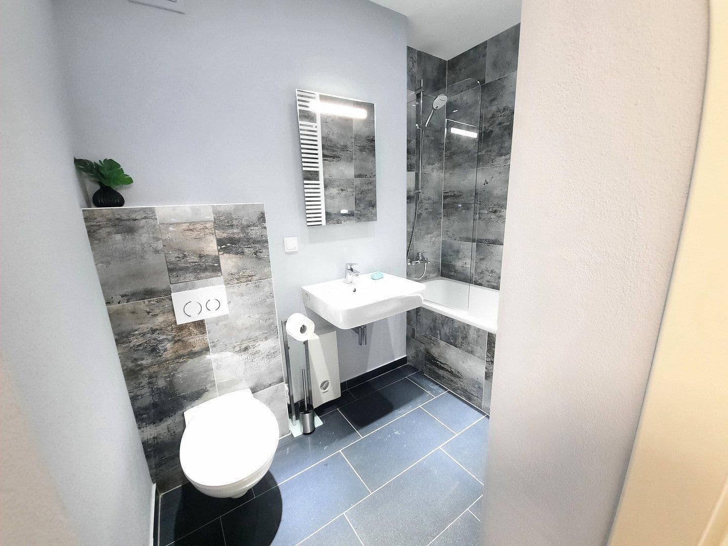 Pronájem bytu 1+1 38 m², Nürnberg - Nordstadt, Bavorsko Pronájem bytu 1+1 38 m², Nürnberg - Nordstadt, Bavorsko