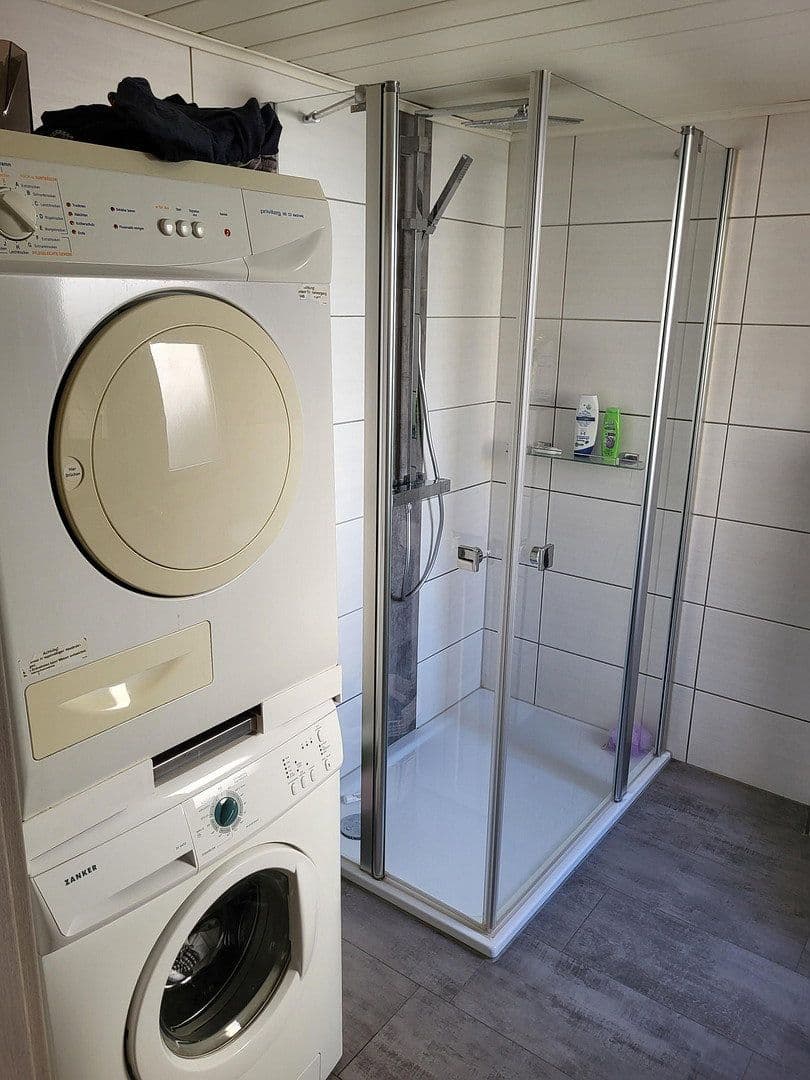 Pronájem domu 120 m², pozemek 298 m², Oberer Geisberg 31, Kirchzell, Bavorsko Pronájem domu 120 m², pozemek 298 m², Oberer Geisberg 31, Kirchzell, Bavorsko