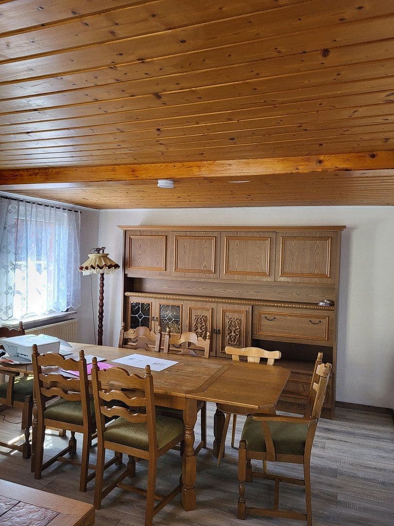 Pronájem domu 120 m², pozemek 298 m², Oberer Geisberg 31, Kirchzell, Bavorsko Pronájem domu 120 m², pozemek 298 m², Oberer Geisberg 31, Kirchzell, Bavorsko