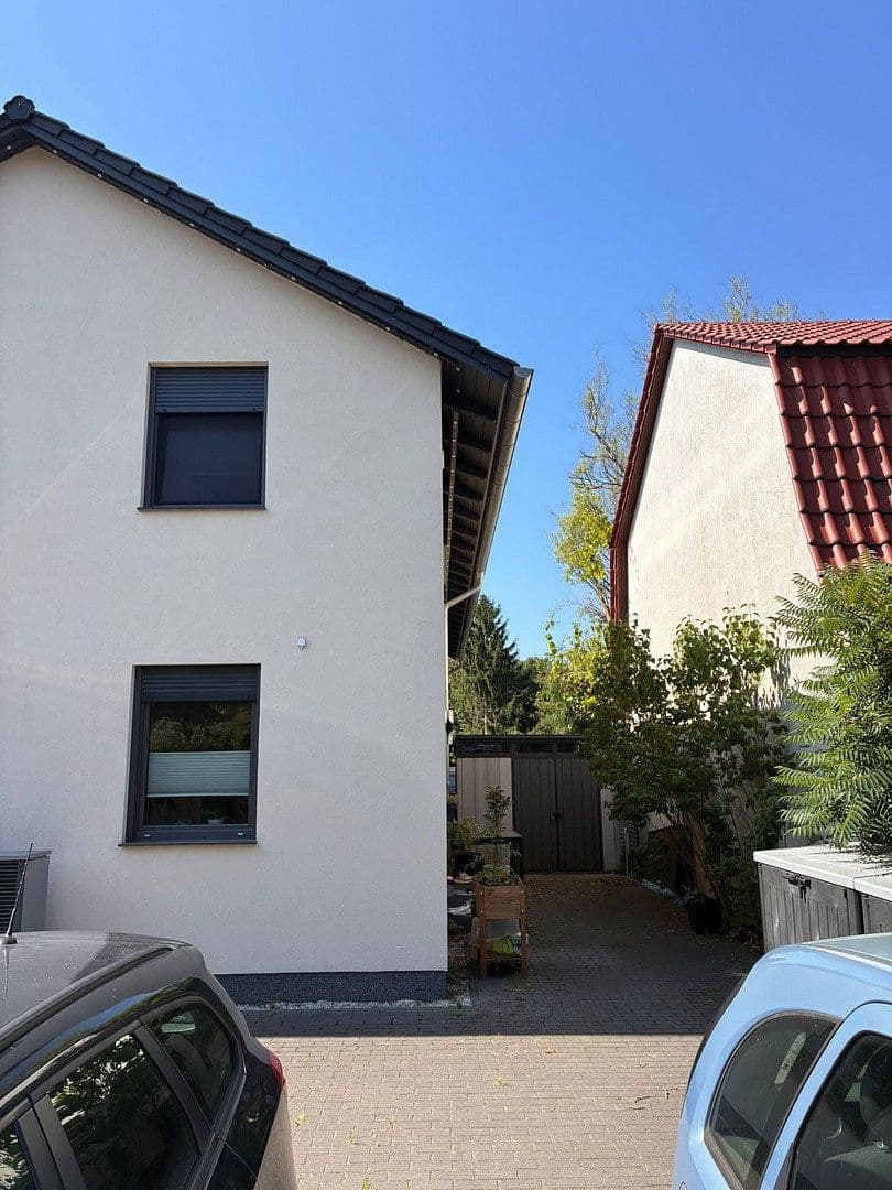 Pronájem bytu 2+1 80 m², Karl-Marx-Strasse 26, Oranienburg, Braniborsko Pronájem bytu 2+1 80 m², Karl-Marx-Strasse 26, Oranienburg, Braniborsko