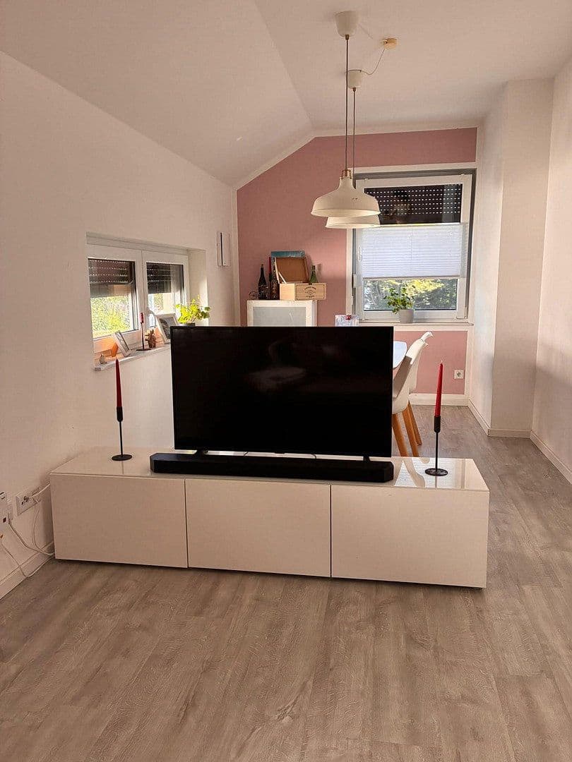 Pronájem bytu 2+1 80 m², Karl-Marx-Strasse 26, Oranienburg, Braniborsko Pronájem bytu 2+1 80 m², Karl-Marx-Strasse 26, Oranienburg, Braniborsko