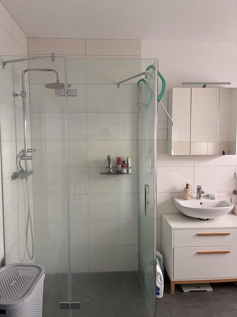 Pronájem bytu 2+1 80 m², Karl-Marx-Strasse 26, Oranienburg, Braniborsko Pronájem bytu 2+1 80 m², Karl-Marx-Strasse 26, Oranienburg, Braniborsko