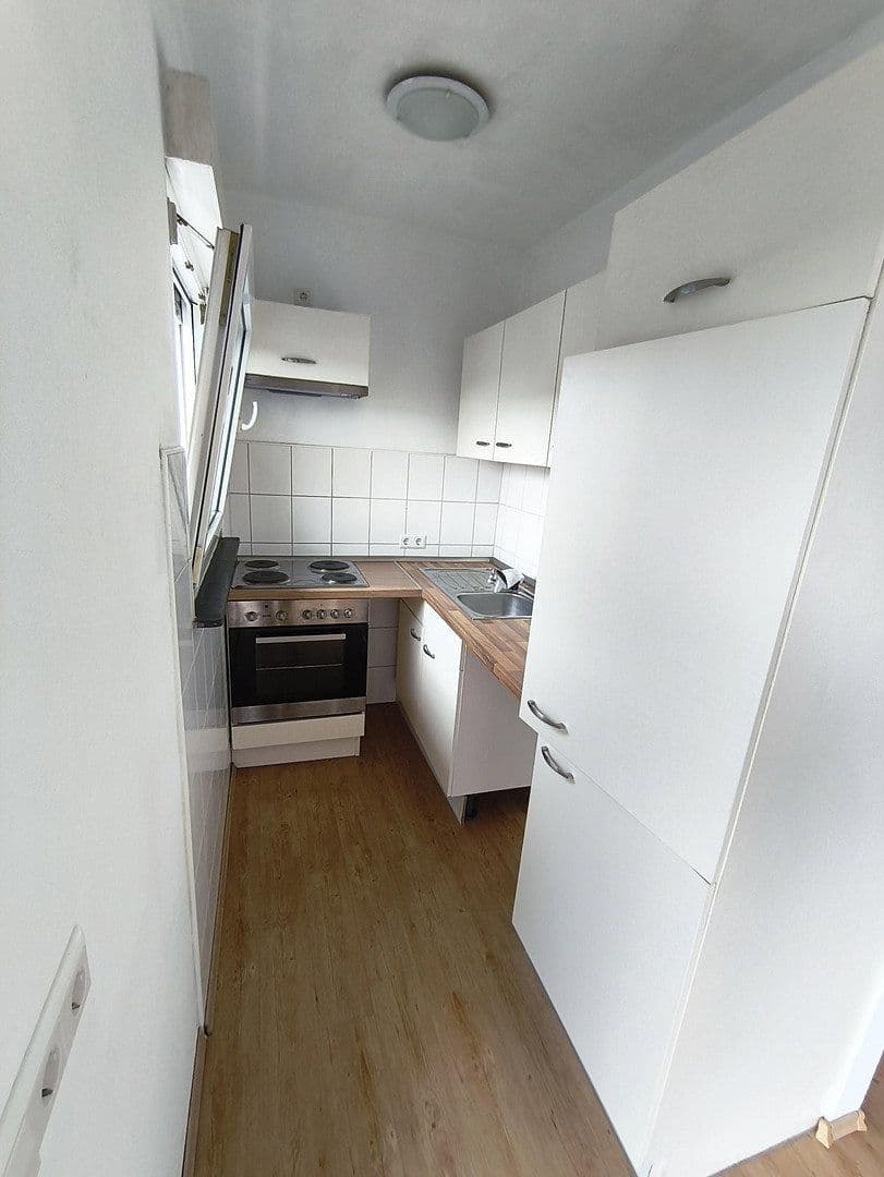 Pronájem bytu 2+1 36 m², Kurt-Schumacher-Straße 25, Speyer, Porýní-Falc Pronájem bytu 2+1 36 m², Kurt-Schumacher-Straße 25, Speyer, Porýní-Falc