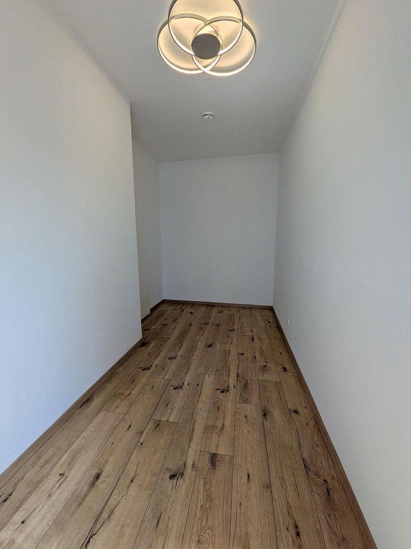 Prodej bytu 3+1 74 m², Franz-Fihl-Straße 4, München, Bavorsko Prodej bytu 3+1 74 m², Franz-Fihl-Straße 4, München, Bavorsko