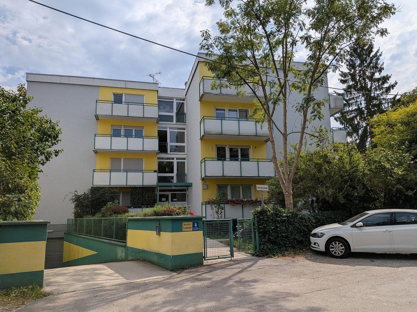 Prodej bytu 3+1 74 m², Franz-Fihl-Straße 4, München, Bavorsko Prodej bytu 3+1 74 m², Franz-Fihl-Straße 4, München, Bavorsko