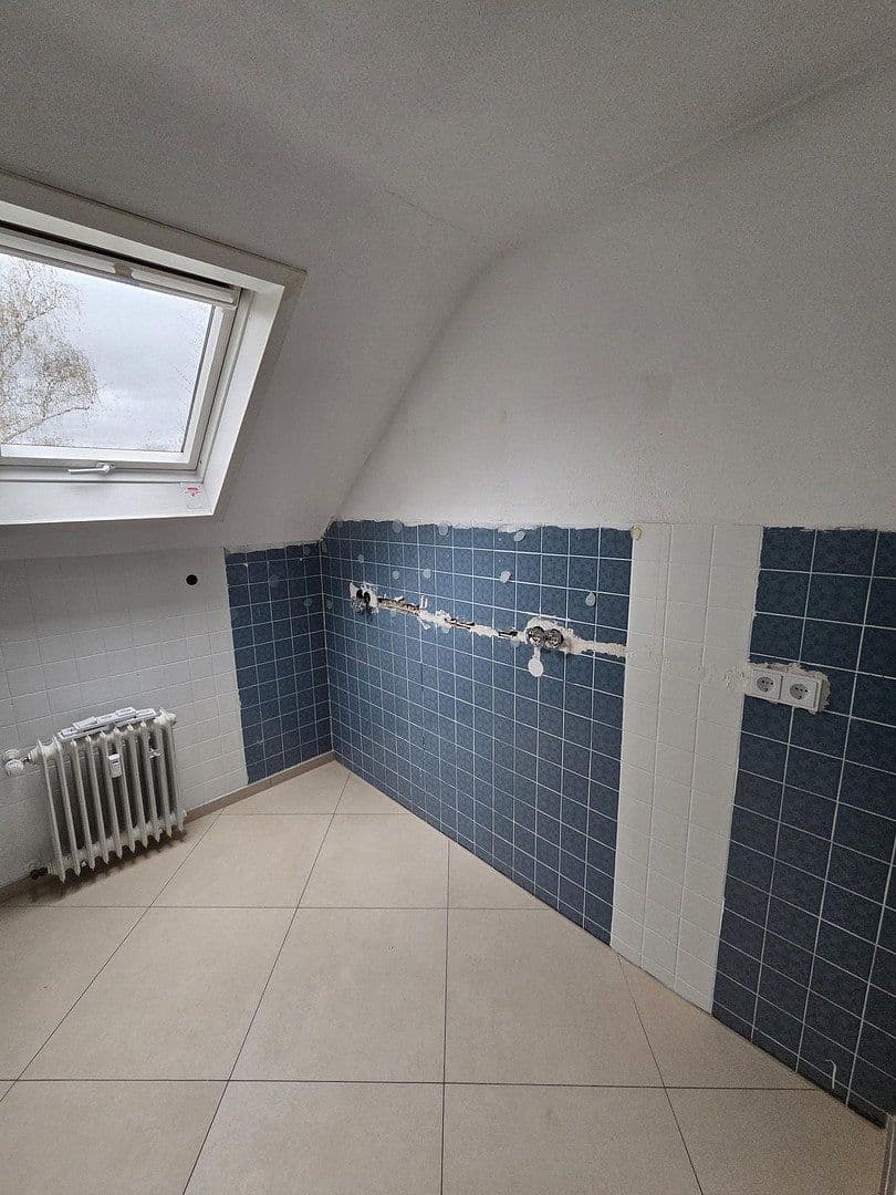 Pronájem bytu 3+1 91 m², Ackerwinde 23, Köln, Severní Porýní-Vestfálsko Pronájem bytu 3+1 91 m², Ackerwinde 23, Köln, Severní Porýní-Vestfálsko