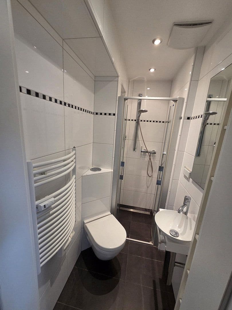 Pronájem bytu 3+1 91 m², Ackerwinde 23, Köln, Severní Porýní-Vestfálsko Pronájem bytu 3+1 91 m², Ackerwinde 23, Köln, Severní Porýní-Vestfálsko