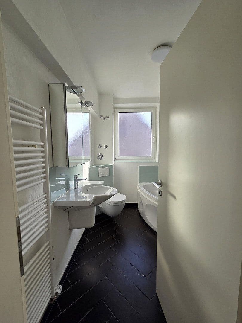 Pronájem bytu 3+1 91 m², Ackerwinde 23, Köln, Severní Porýní-Vestfálsko Pronájem bytu 3+1 91 m², Ackerwinde 23, Köln, Severní Porýní-Vestfálsko