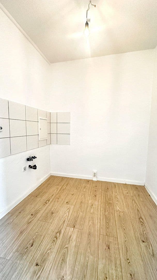 Pronájem bytu 4+1 68 m², Überm Gänseholze 9, Weimar, Durynsko Pronájem bytu 4+1 68 m², Überm Gänseholze 9, Weimar, Durynsko