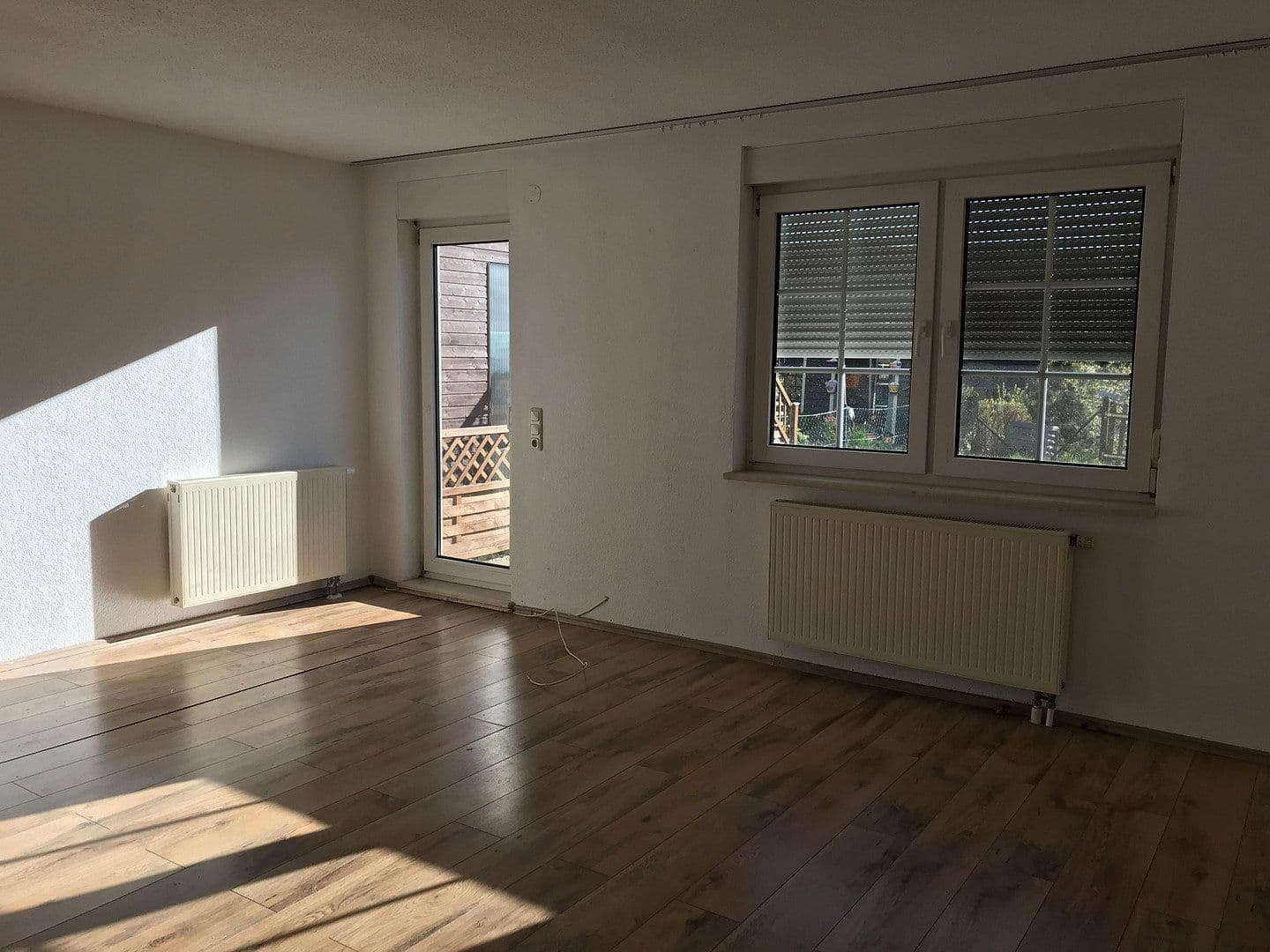 Pronájem domu 120 m², pozemek 195 m², Lauter-Bernsbach, Sasko Pronájem domu 120 m², pozemek 195 m², Lauter-Bernsbach, Sasko