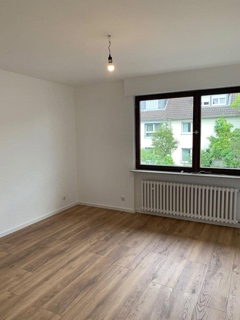 Pronájem bytu 3+1 84 m², Neu-Isenburg, Hessen Pronájem bytu 3+1 84 m², Neu-Isenburg, Hessen