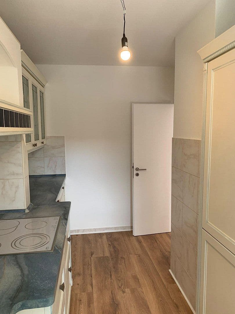 Pronájem bytu 3+1 84 m², Neu-Isenburg, Hessen Pronájem bytu 3+1 84 m², Neu-Isenburg, Hessen