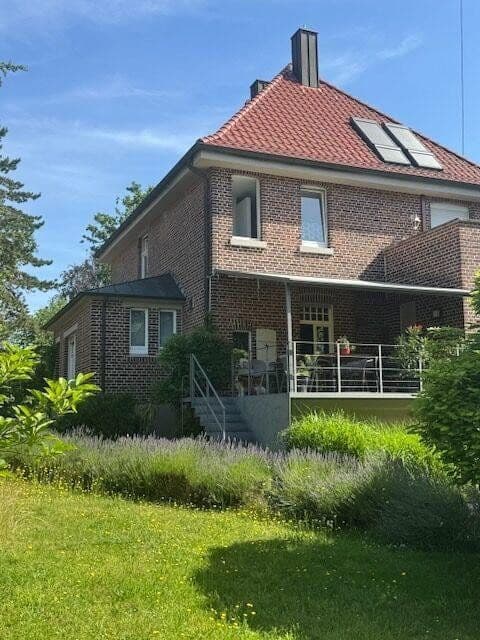 Prodej domu 250 m², pozemek 1.341 m², Münster, Severní Porýní-Vestfálsko Prodej domu 250 m², pozemek 1.341 m², Münster, Severní Porýní-Vestfálsko