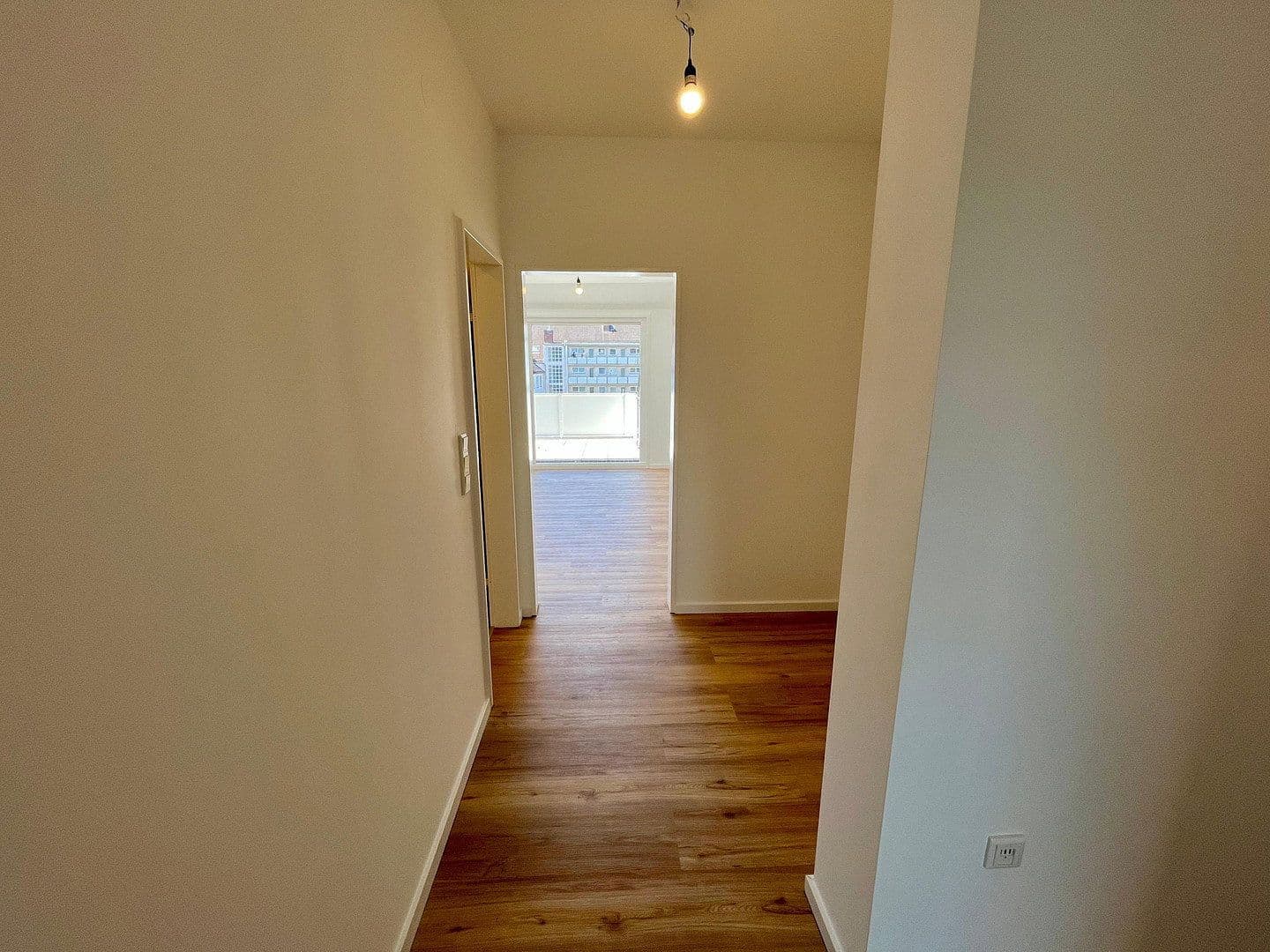 Prodej bytu 4+1 100 m², Scharnhorststraße, Bremen, Bremen Prodej bytu 4+1 100 m², Scharnhorststraße, Bremen, Bremen