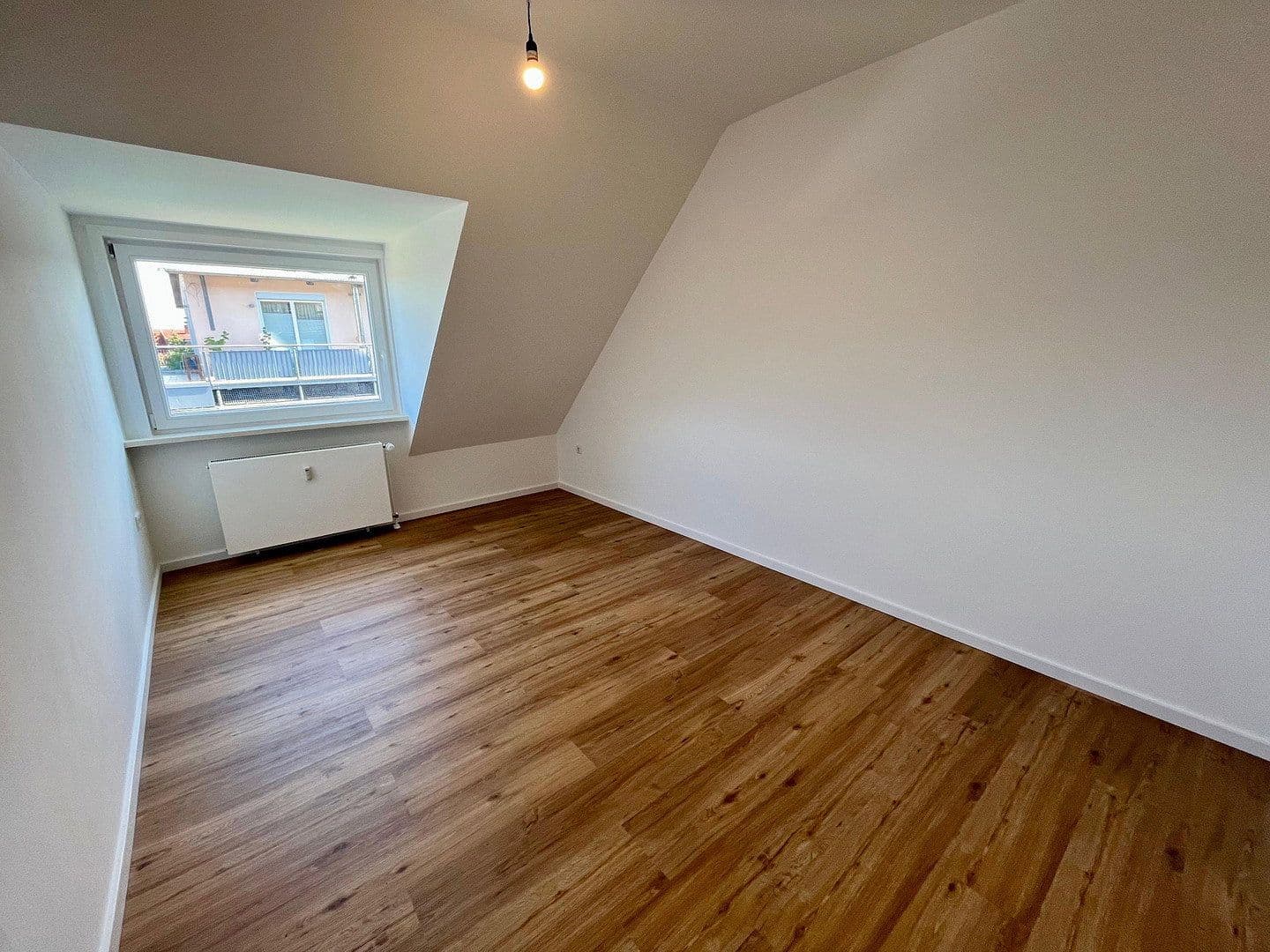 Prodej bytu 4+1 100 m², Scharnhorststraße, Bremen, Bremen Prodej bytu 4+1 100 m², Scharnhorststraße, Bremen, Bremen