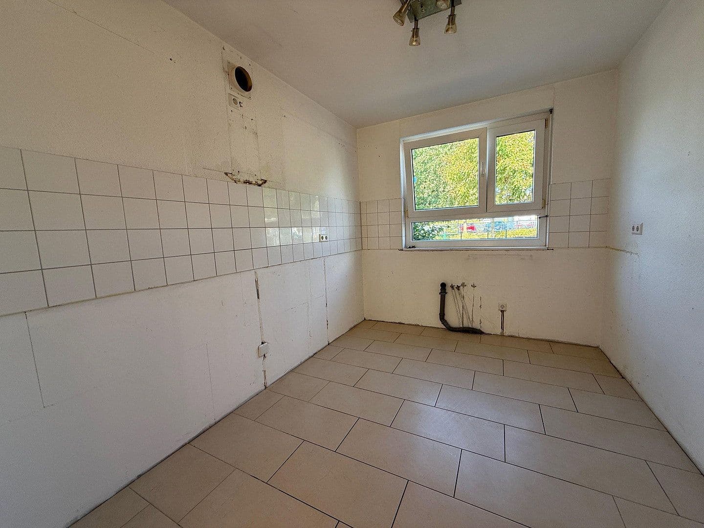 Prodej domu 131 m², pozemek 196 m², Kiefernweg 1, Rheinstetten, Bádensko-Württembersko Prodej domu 131 m², pozemek 196 m², Kiefernweg 1, Rheinstetten, Bádensko-Württembersko