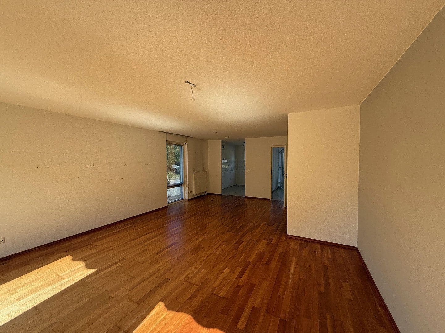 Prodej domu 131 m², pozemek 196 m², Kiefernweg 1, Rheinstetten, Bádensko-Württembersko Prodej domu 131 m², pozemek 196 m², Kiefernweg 1, Rheinstetten, Bádensko-Württembersko