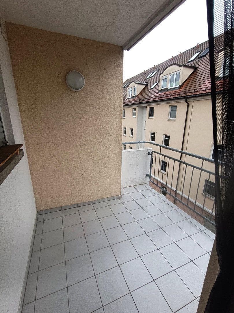 Prodej bytu 1+1 32 m², Sachsdorfer Str. 15, Dresden, Sasko Prodej bytu 1+1 32 m², Sachsdorfer Str. 15, Dresden, Sasko