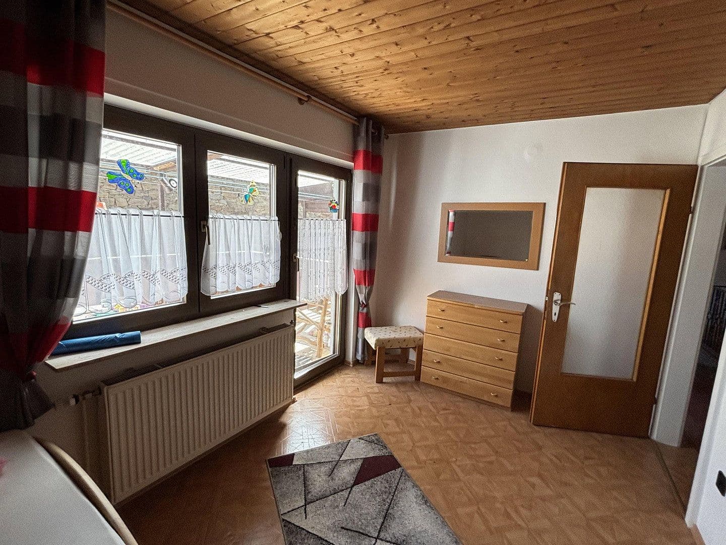 Pronájem domu 138 m², pozemek 234 m², Unkenbach, Porýní-Falc Pronájem domu 138 m², pozemek 234 m², Unkenbach, Porýní-Falc