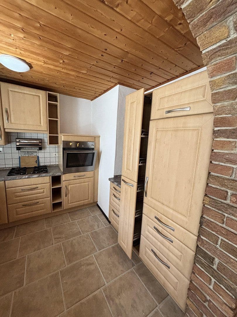 Pronájem domu 138 m², pozemek 234 m², Unkenbach, Porýní-Falc Pronájem domu 138 m², pozemek 234 m², Unkenbach, Porýní-Falc