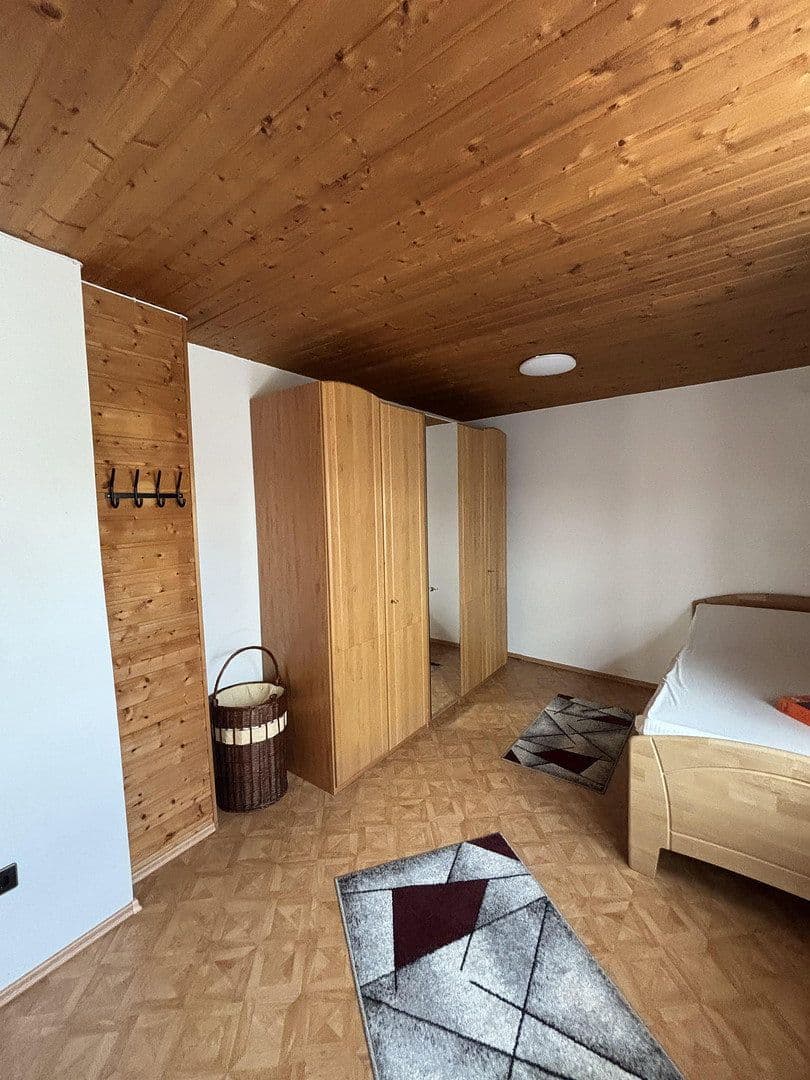 Pronájem domu 138 m², pozemek 234 m², Unkenbach, Porýní-Falc Pronájem domu 138 m², pozemek 234 m², Unkenbach, Porýní-Falc