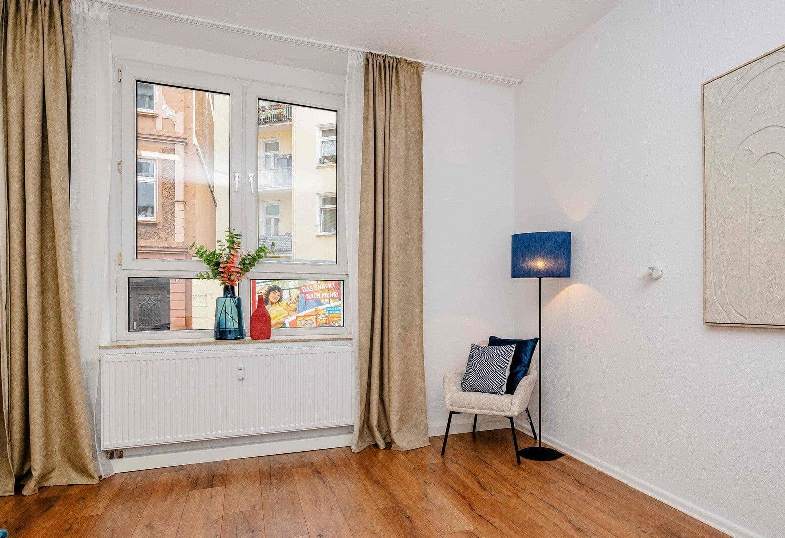Pronájem bytu 2+1 78 m², Liebigstr 24, Düsseldorf, Severní Porýní-Vestfálsko Pronájem bytu 2+1 78 m², Liebigstr 24, Düsseldorf, Severní Porýní-Vestfálsko