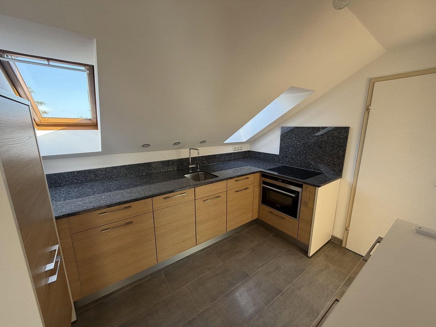 Prodej domu 181 m², pozemek 470 m², München, Bavorsko Prodej domu 181 m², pozemek 470 m², München, Bavorsko