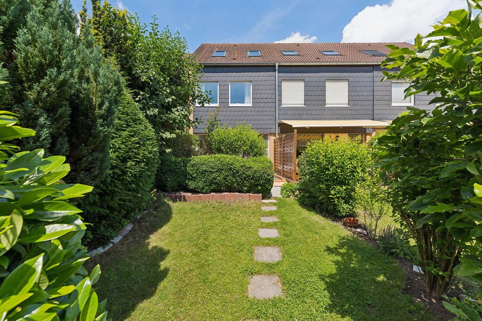 Prodej domu 104 m², pozemek 135 m², Göttingen, Dolní Sasko Prodej domu 104 m², pozemek 135 m², Göttingen, Dolní Sasko