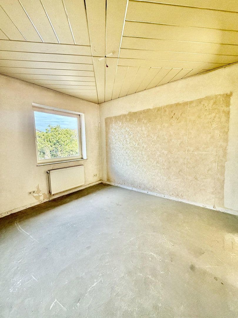 Prodej domu 152 m², pozemek 696 m², Weimarer Straße 2, Delmenhorst, Dolní Sasko Prodej domu 152 m², pozemek 696 m², Weimarer Straße 2, Delmenhorst, Dolní Sasko