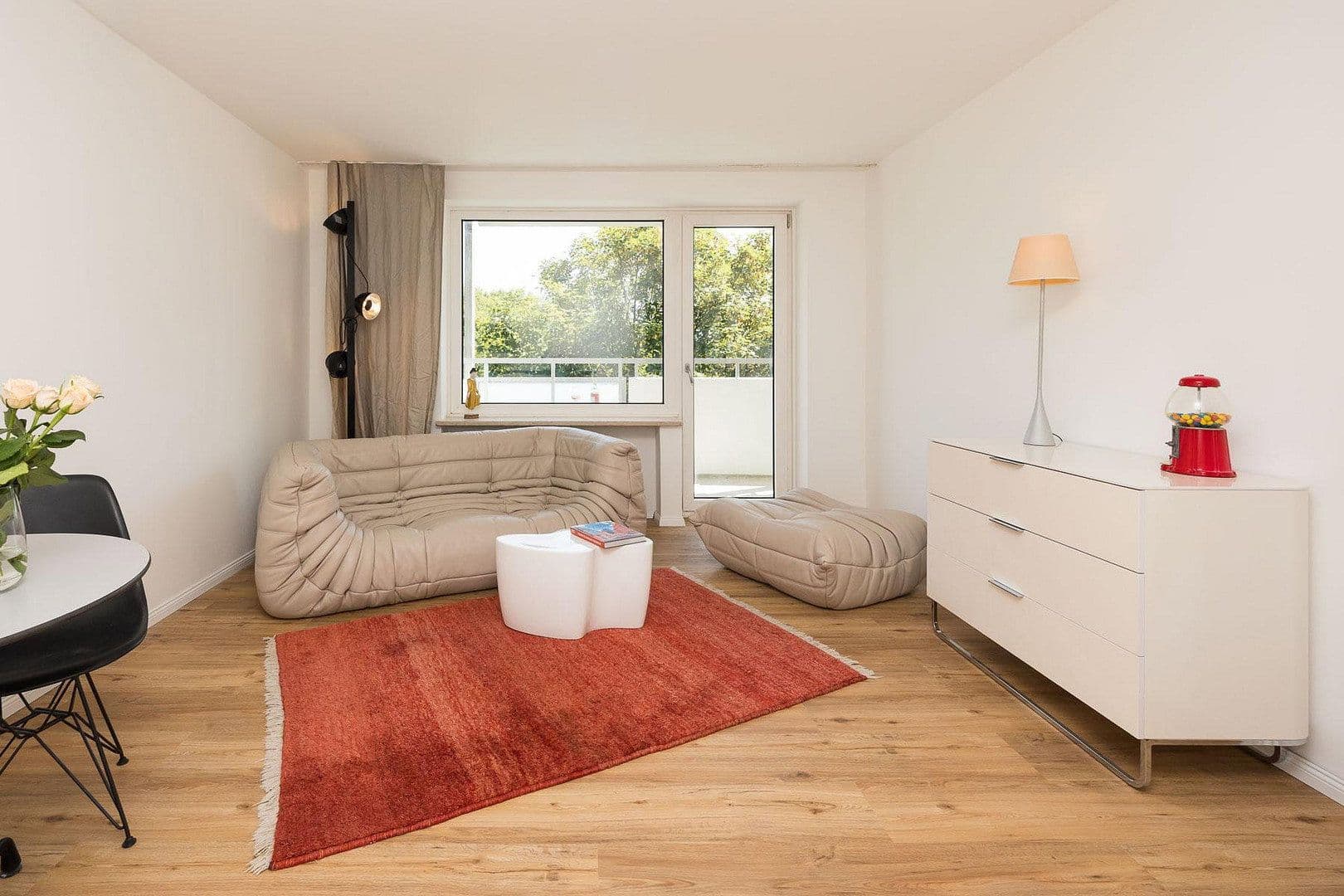 Pronájem bytu 1+kk 42 m², Regina-Ullmann-Straße 73, München, Bavorsko Pronájem bytu 1+kk 42 m², Regina-Ullmann-Straße 73, München, Bavorsko