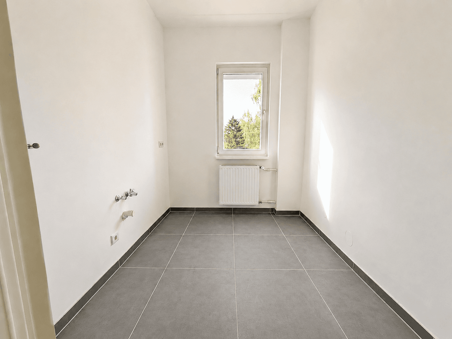 Prodej bytu 2+1 46 m², Simpsonweg 1, Berlin, Berlín Prodej bytu 2+1 46 m², Simpsonweg 1, Berlin, Berlín