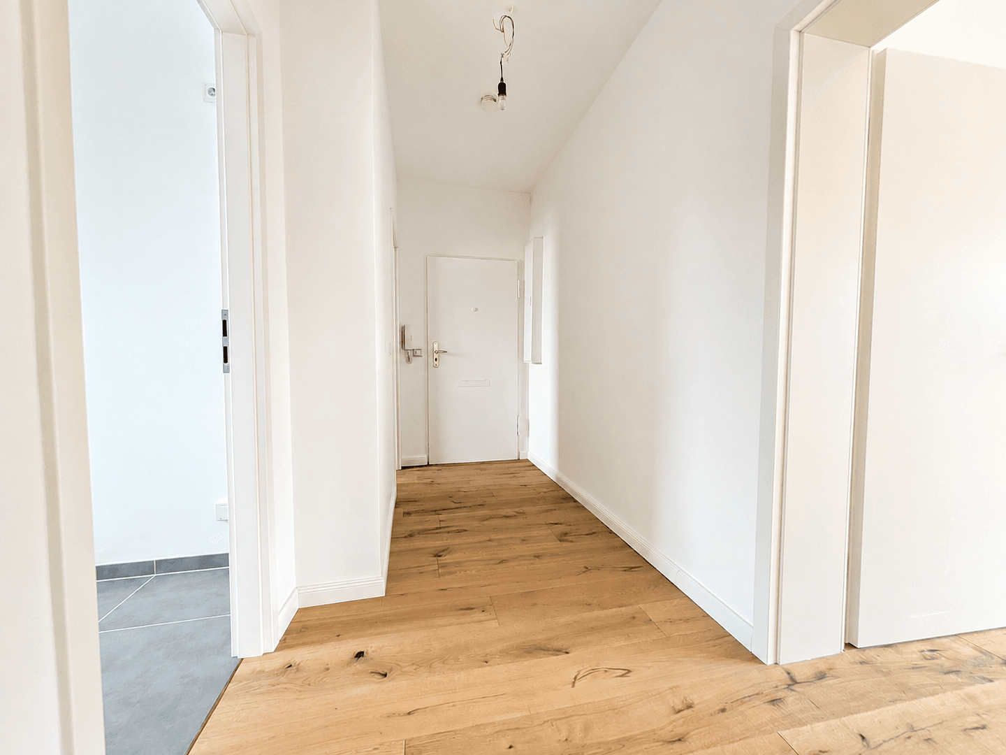 Prodej bytu 2+1 46 m², Simpsonweg 1, Berlin, Berlín Prodej bytu 2+1 46 m², Simpsonweg 1, Berlin, Berlín