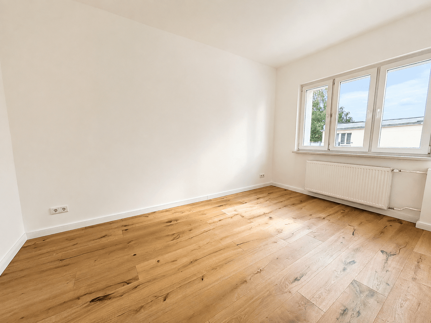 Prodej bytu 2+1 46 m², Simpsonweg 1, Berlin, Berlín Prodej bytu 2+1 46 m², Simpsonweg 1, Berlin, Berlín