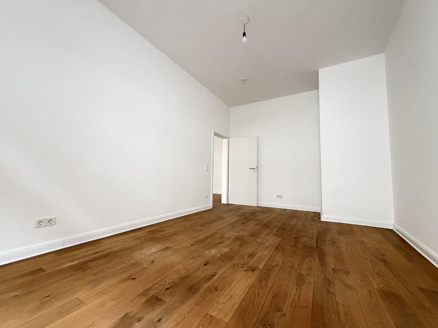 Pronájem bytu 3+1 89 m², Im Tal 14, Stadtallendorf, Hessen Pronájem bytu 3+1 89 m², Im Tal 14, Stadtallendorf, Hessen