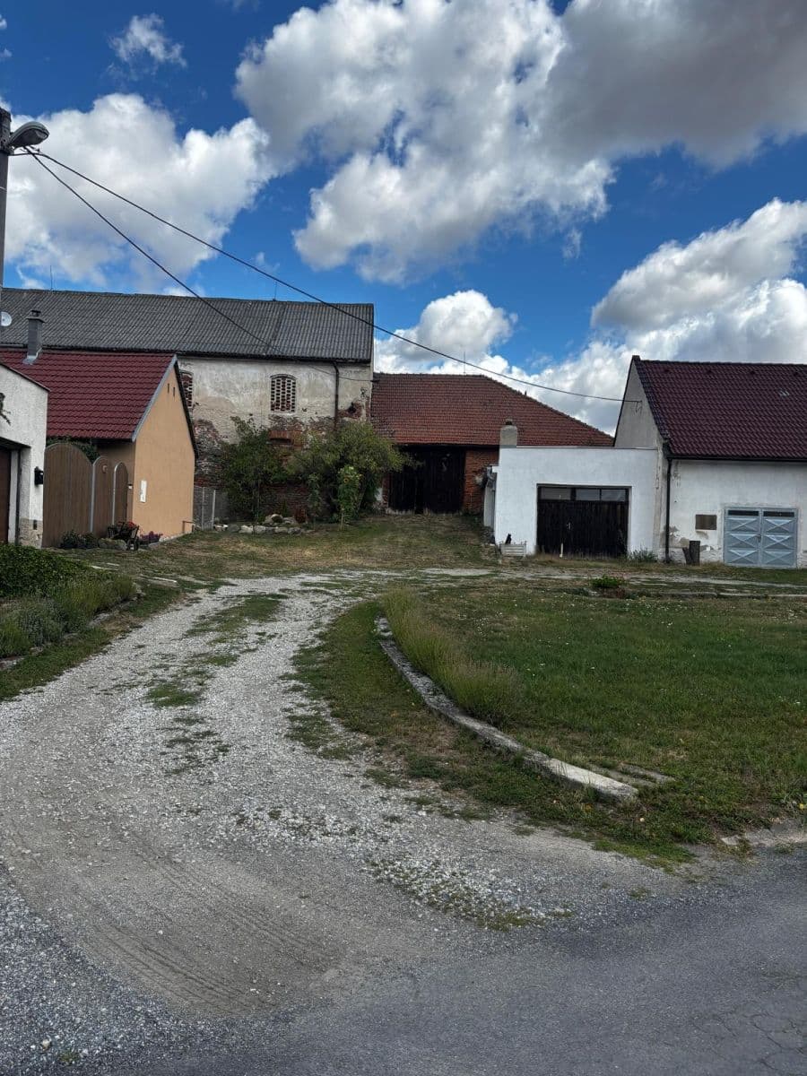 Prodej nebytového prostoru 480 m², Slavičky, Kraj Vysočina Prodej nebytového prostoru 480 m², Slavičky, Kraj Vysočina