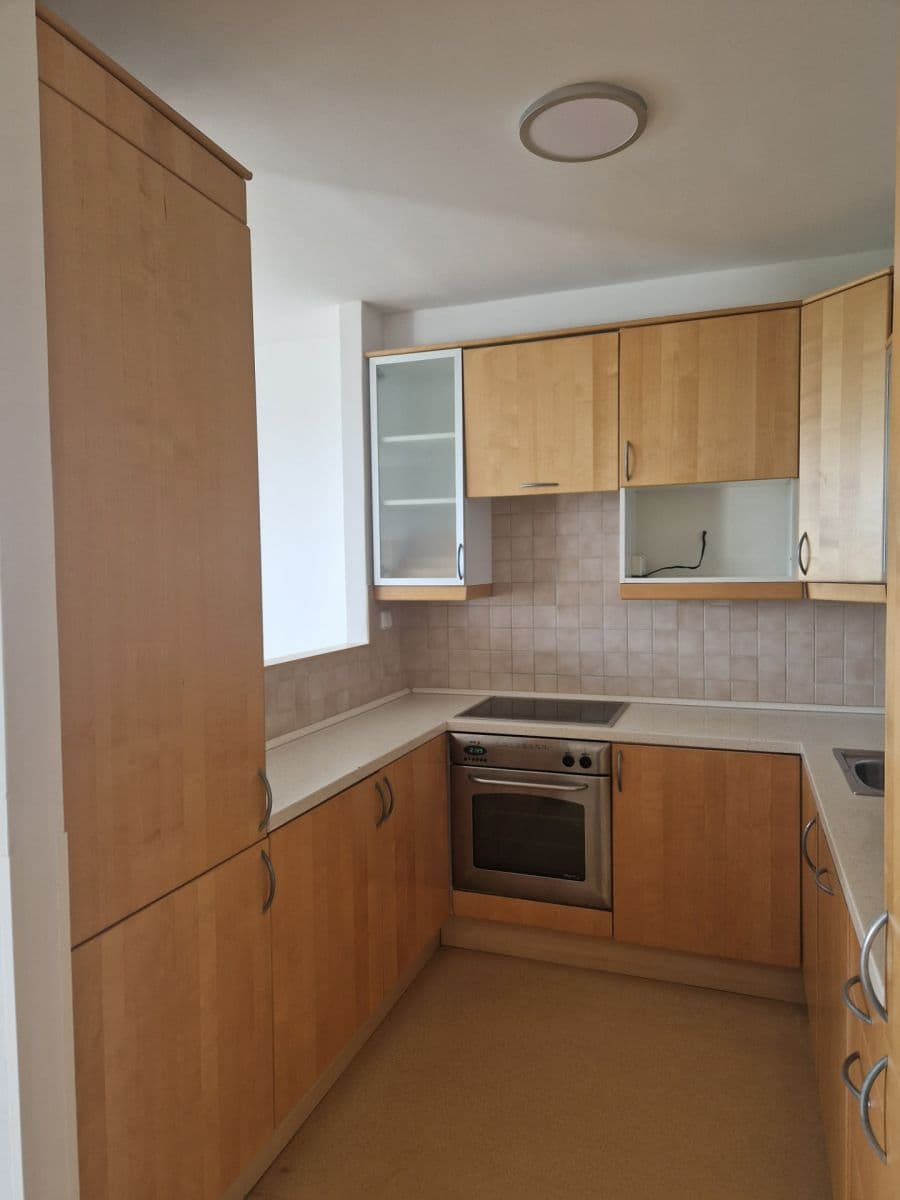 Pronájem bytu 3+kk 78 m², Kettnerova, Praha, Praha Pronájem bytu 3+kk 78 m², Kettnerova, Praha, Praha